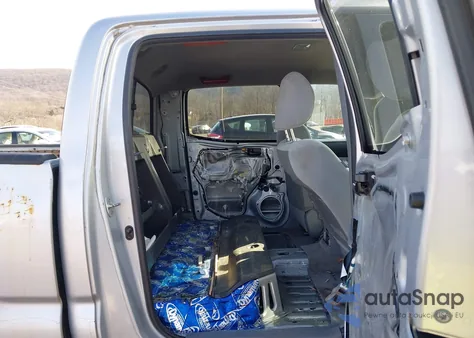 2010 Toyota Tacoma Base V6 из США, поврежденный, VIN 5TEMU4FN3AZ702038